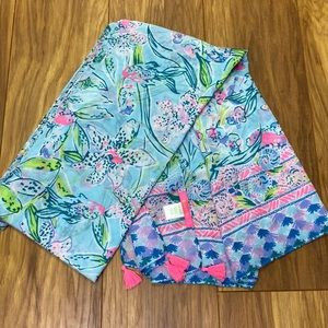 Lilly Pulitzer sway this way Seaspray scarf wrap